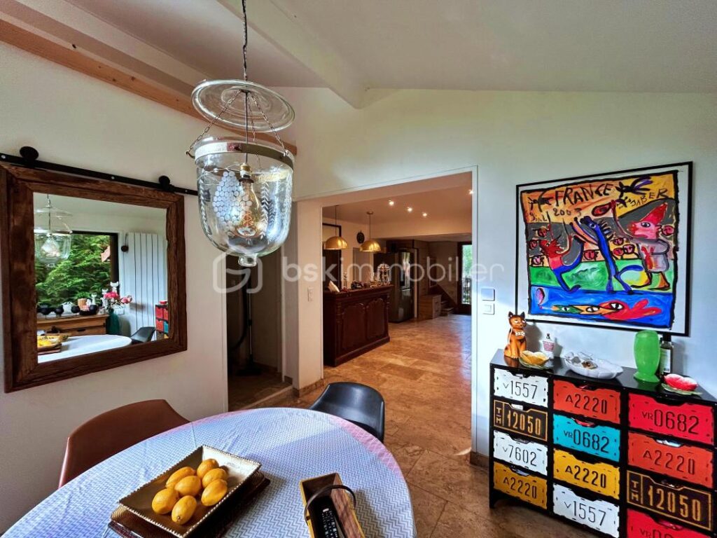 ✨ Élégance et charme à la campagne – Maison de caractère de 1895 avec dépendances aménagées ✨ – 6 pièces – 3 chambres – 160 m²