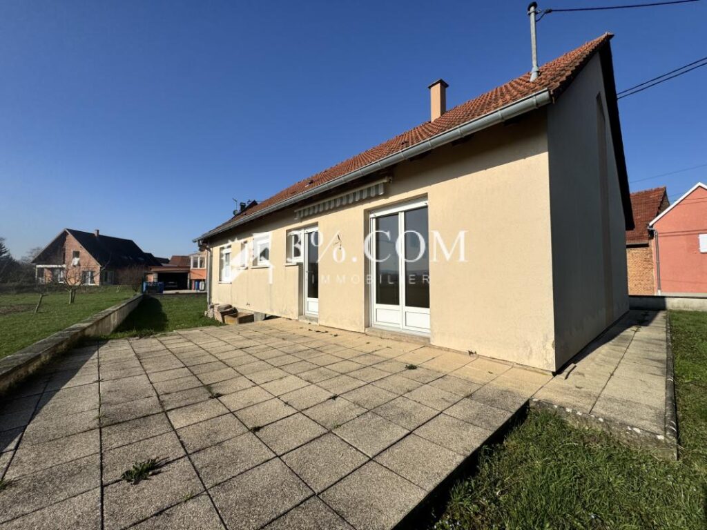 Maison plain pied 83m2 avec 2 chambres à rafraîchir sur 4 – 3 pièces – 2 chambres – 83 m²