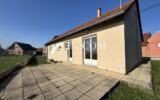 Maison plain pied 83m2 avec 2 chambres à rafraîchir sur 4 – 3 pièces – 2 chambres – 83 m²
