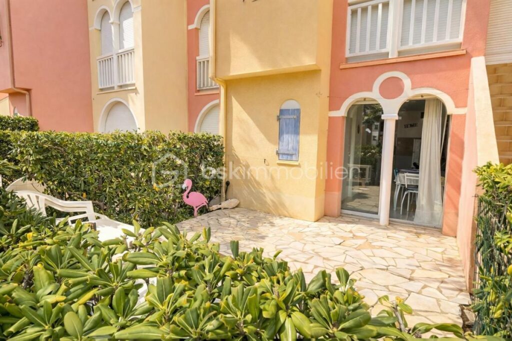 TERRASSE BELLE VUE SUR LE LAC MARIN – 2 pièces – 1 chambre – 22 m²