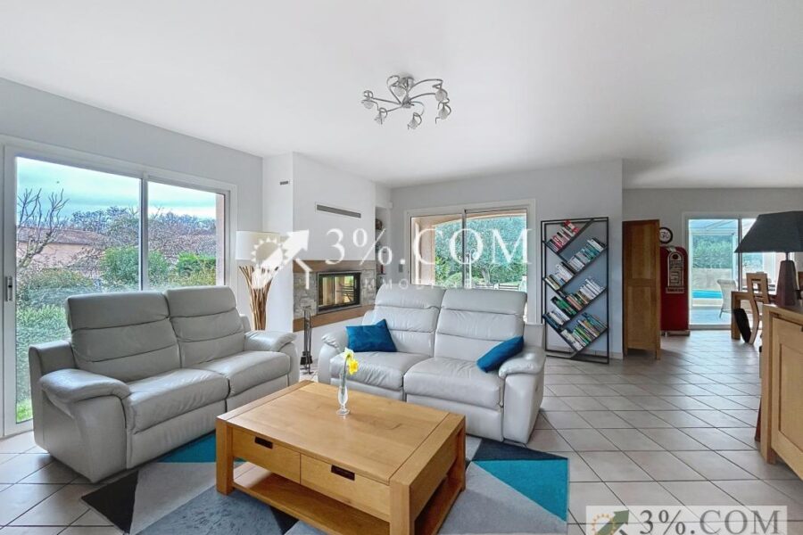 Maison à vendre à Monteleger