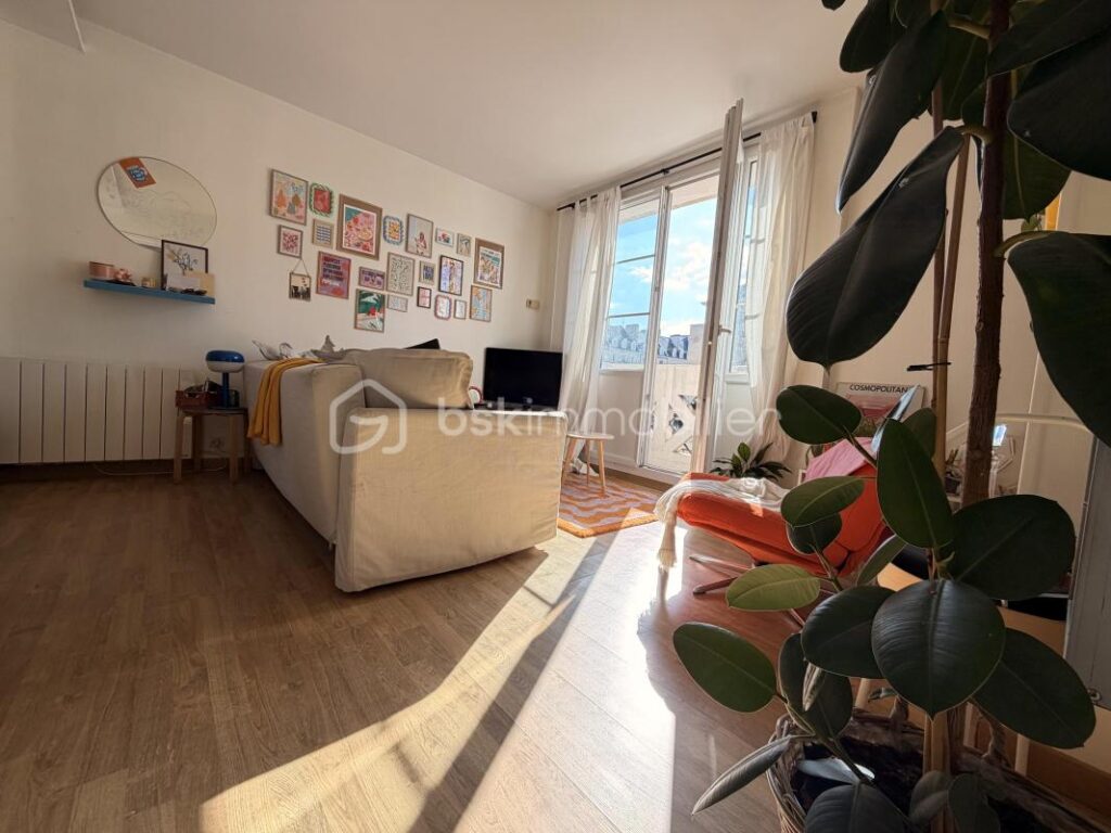 ADRESSE HISTORIQUE POUR UN APPARTEMENT IDÉALEMENT PLACÉ ! – 3 pièces – 2 chambres – 53 m²