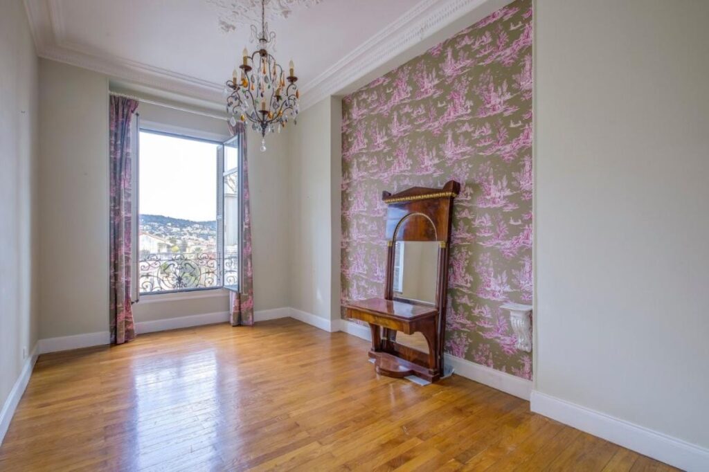 NICE CIMIEZ PALAIS BOURGEOIS – 3P – 66 m² – 3 pièces – 2 chambres – 66 m²