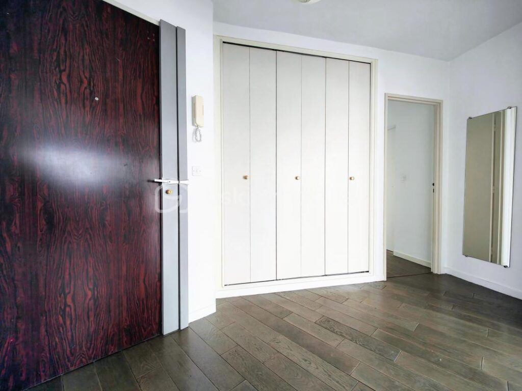 Appartement 98m2 – double balcon cave 2 pl parking – 5 pièces – 3 chambres – 96 m²