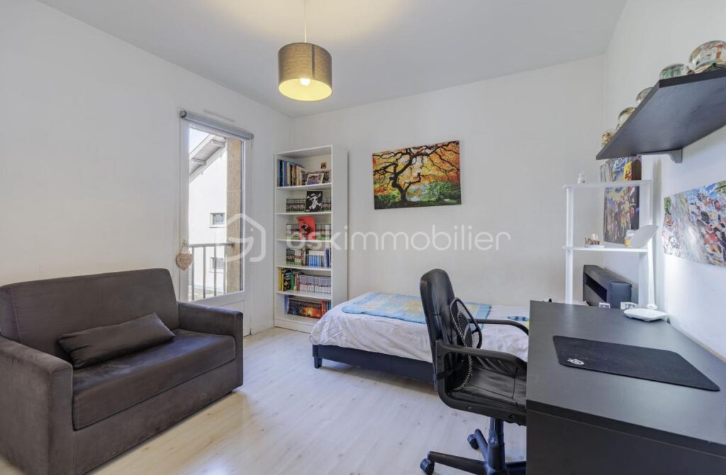 EXCLUSIVITE : APPARTEMENT DUPLEX DERNIER ETAGE ANNECY LE VIEUX 143 M2 – 7 pièces – 5 chambres – 143 m²