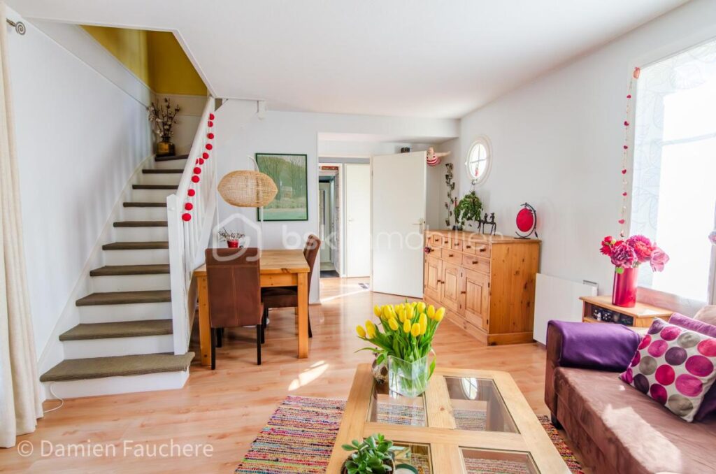 Aux JONCHERETTES ! Maison 75m², 3 Chambres, Parkings et JARDIN avec vue sur Forêt ! – 4 pièces – 3 chambres – 75 m²