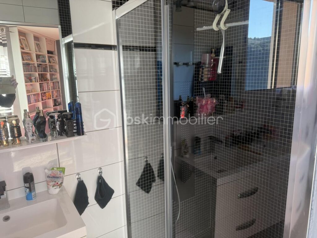 MAISON T3 AU COEUR DE LA GARRIGUEDans un pet – 3 pièces – 2 chambres – 115 m²