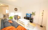 Appartement T4 rénové avec entrée indépendante, balcon et garage – métro à pied – NR pièces – 3 chambres – 67 m²