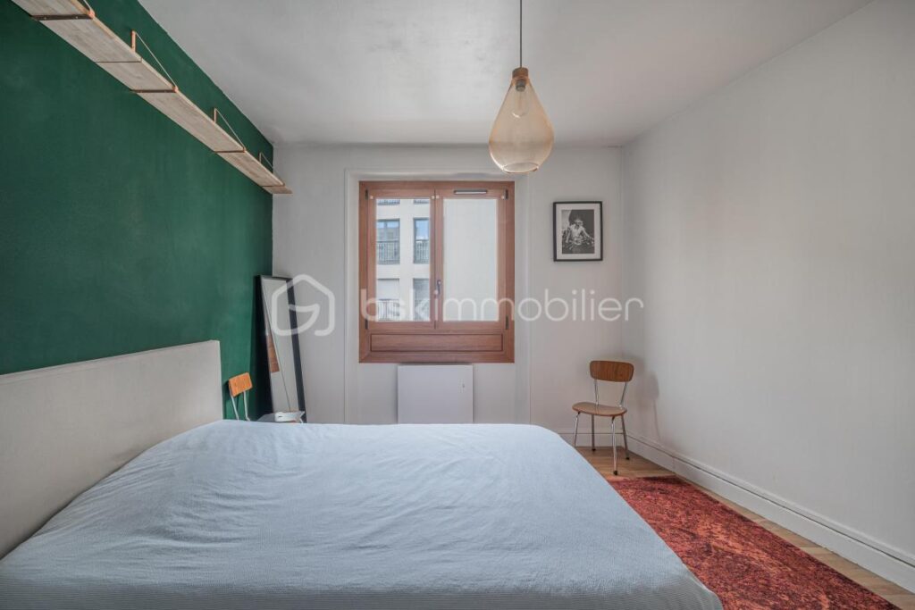 Appartement T3 au calme – Quartier de l’Aigle à Grenoble – possibilité d’achat d’un garage – 3 pièces – 2 chambres – 65 m²