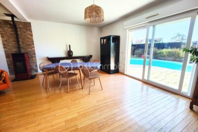 A l&rsquo;abris des regards, belle maison familiale av 4 chambres et garage – 6 pièces – 4 chambres – 146 m²