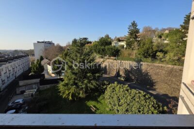 Appartement F3 – 65 m2 – 2 chambres – balcon VUE SEINE – Parking privatif couvert – 3 pièces – 2 chambres – 65 m²