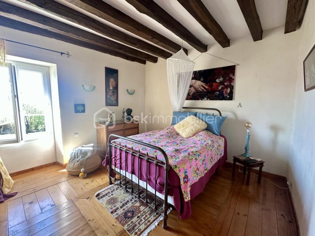 Ferme du XVIIIème Siècle – 7 pièces – 5 chambres – 158 m²