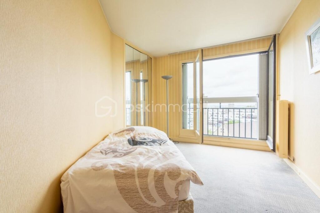 Appartement de 77m² 3 pièces avec vue panoramique plus cave – 3 pièces – 2 chambres – 77 m²