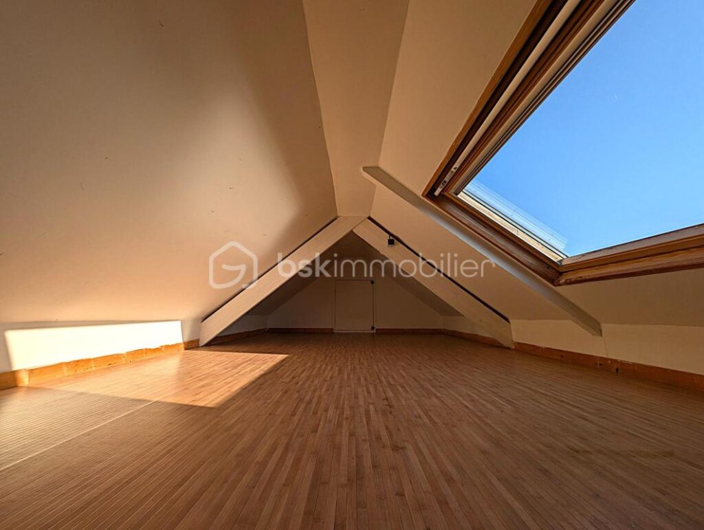 MAISON EN PIERRE FACE A LA MER – 40.78m² – CHARME – BARNEVILLE 50270 – 3 pièces – 1 chambre – 40 m²