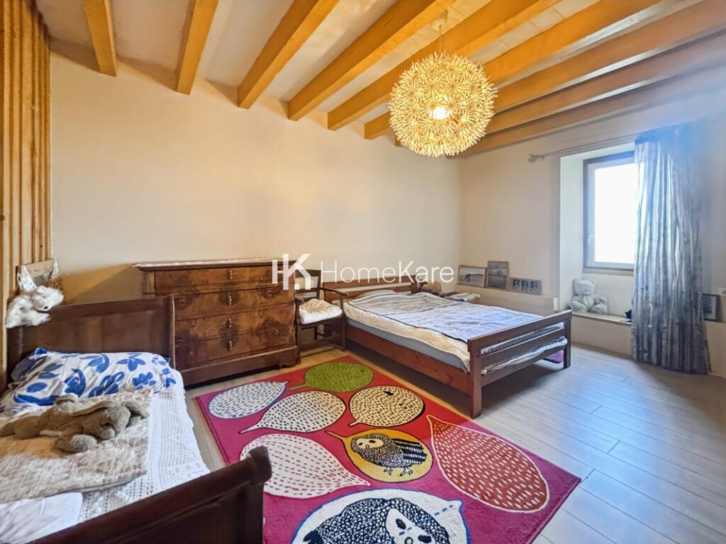 VUE PYRENNEES !!! – 5 pièces – 3 chambres – 197 m²