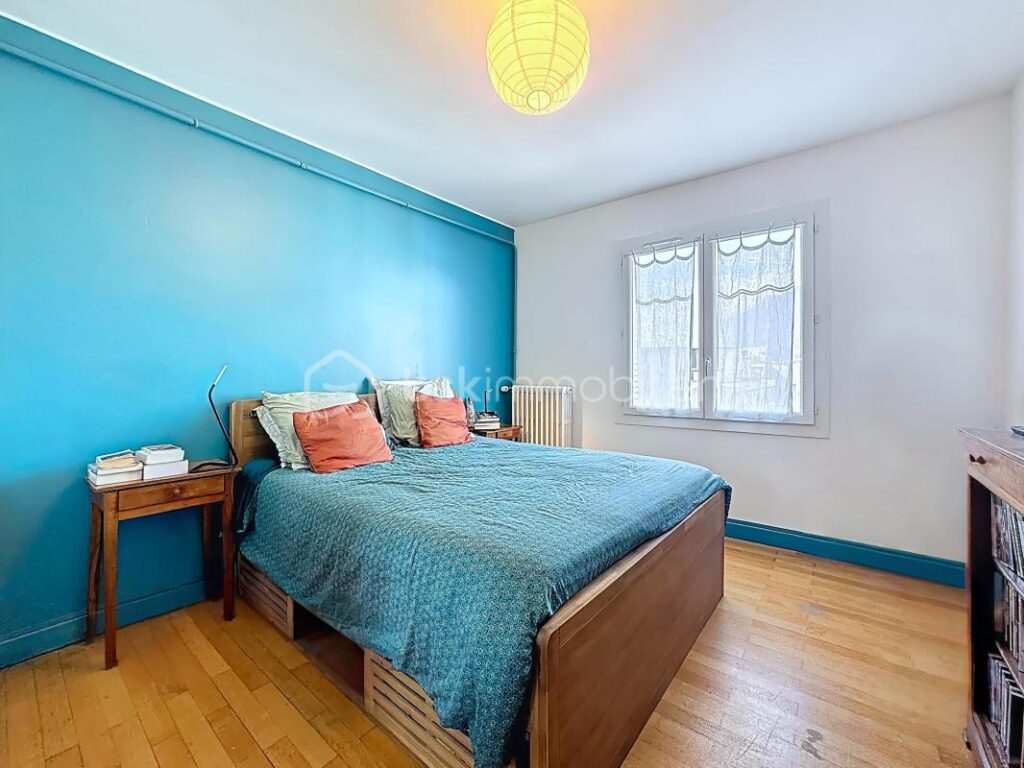 🏡 Appartement T3 lumineux avec balcon et vue montagnes – Grenoble – 3 pièces – 2 chambres – 82 m²