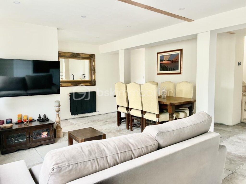 Charmante maison proche mer avec vue sur la verdure, sans jardin, avec courette – 4 pièces – 3 chambres – 86 m²