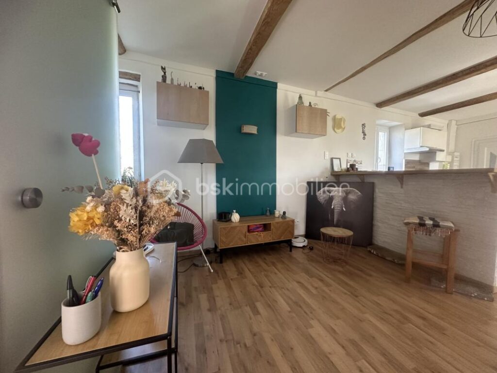 Appartement duplex cosy 52 M2 en campagne à Saint-Christol-Lès-Alès – 2 pièces – 1 chambre – 53 m²