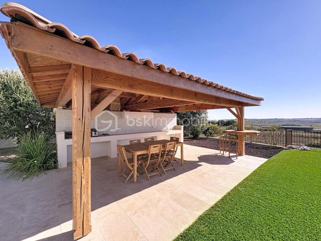 Propriété d’exception avec vue panoramique – 5 pièces – 3 chambres – 173 m²