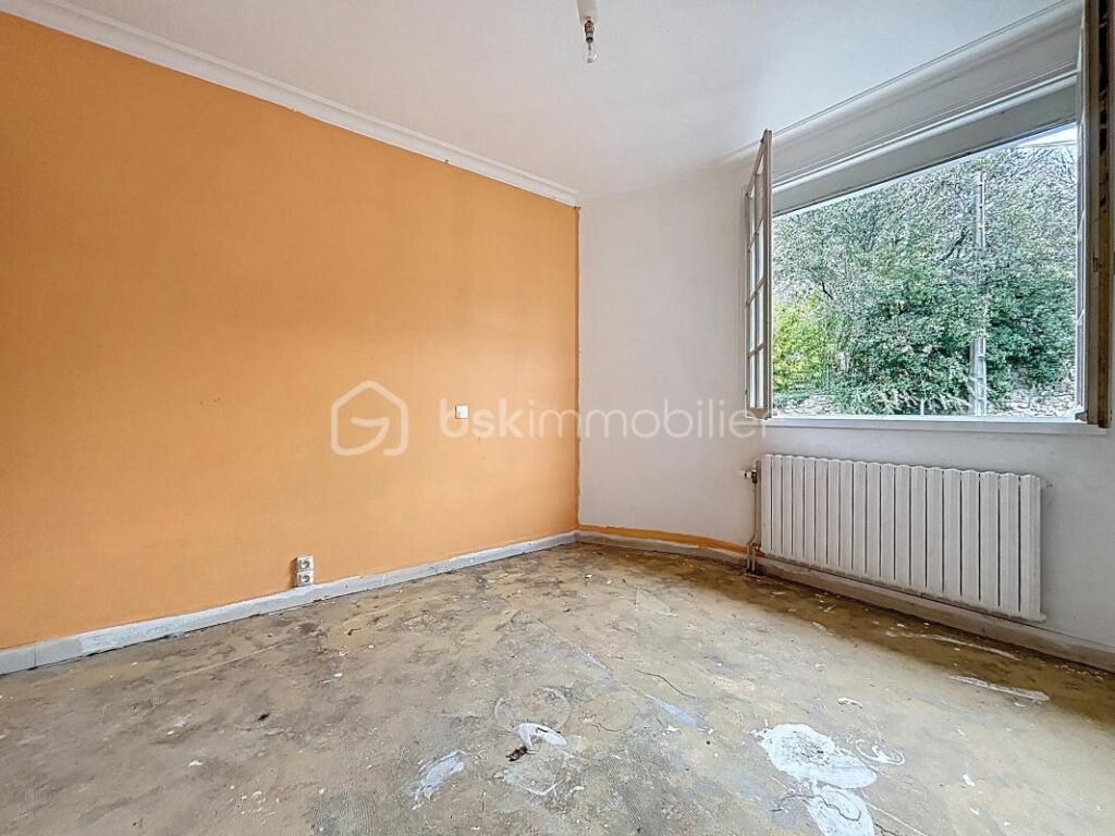 Maison à BRESSUIRE – 5 pièces – 3 chambres – 126 m²