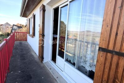 Maison avec garage – autonomie de plain pied et sous sol complet – 8 pièces – 6 chambres – 170 m²