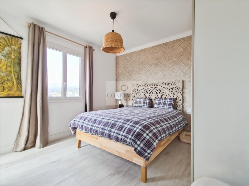 Maison – 4 pièces – 2 chambres – 115 m²