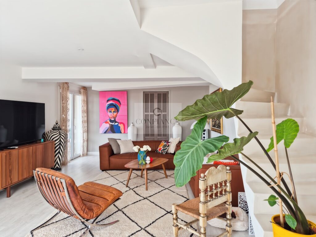 Maison – 4 pièces – 2 chambres – 115 m²