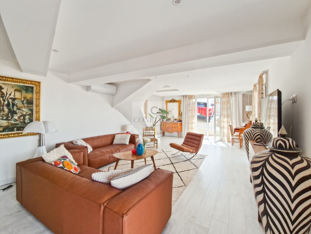 Maison – 4 pièces – 2 chambres – 115 m²