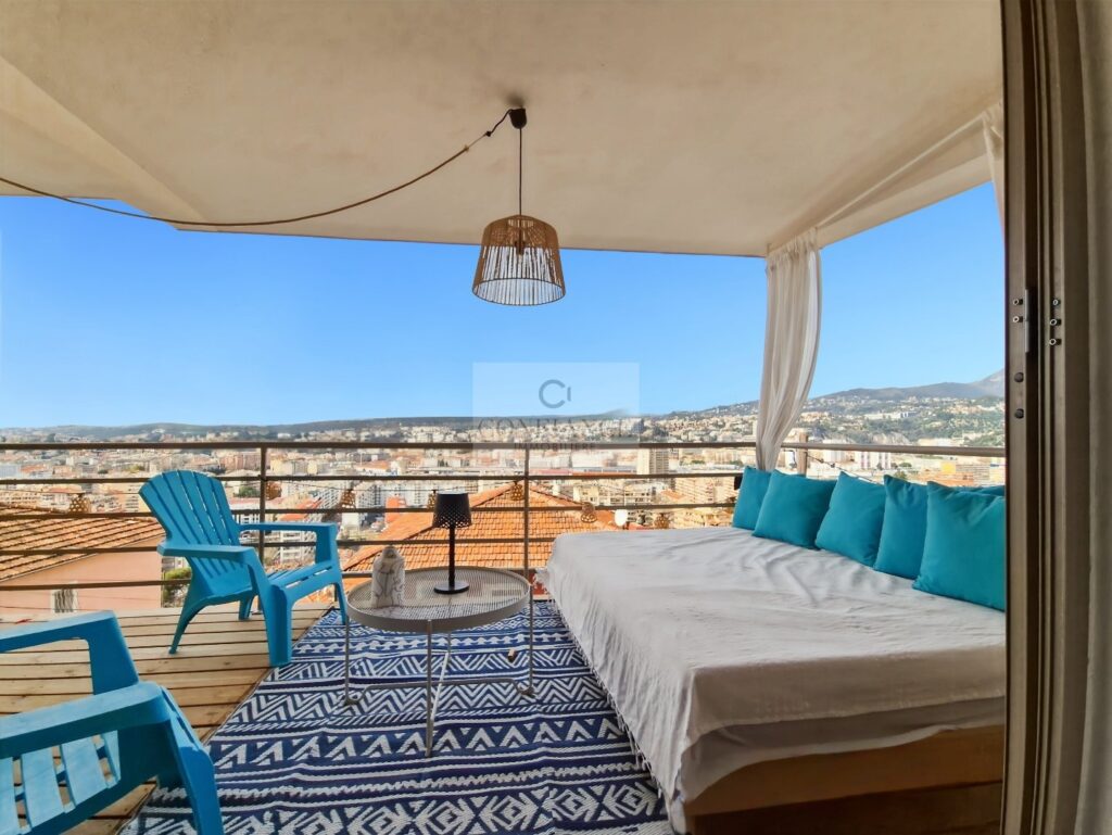 Maison – 4 pièces – 2 chambres – 115 m²