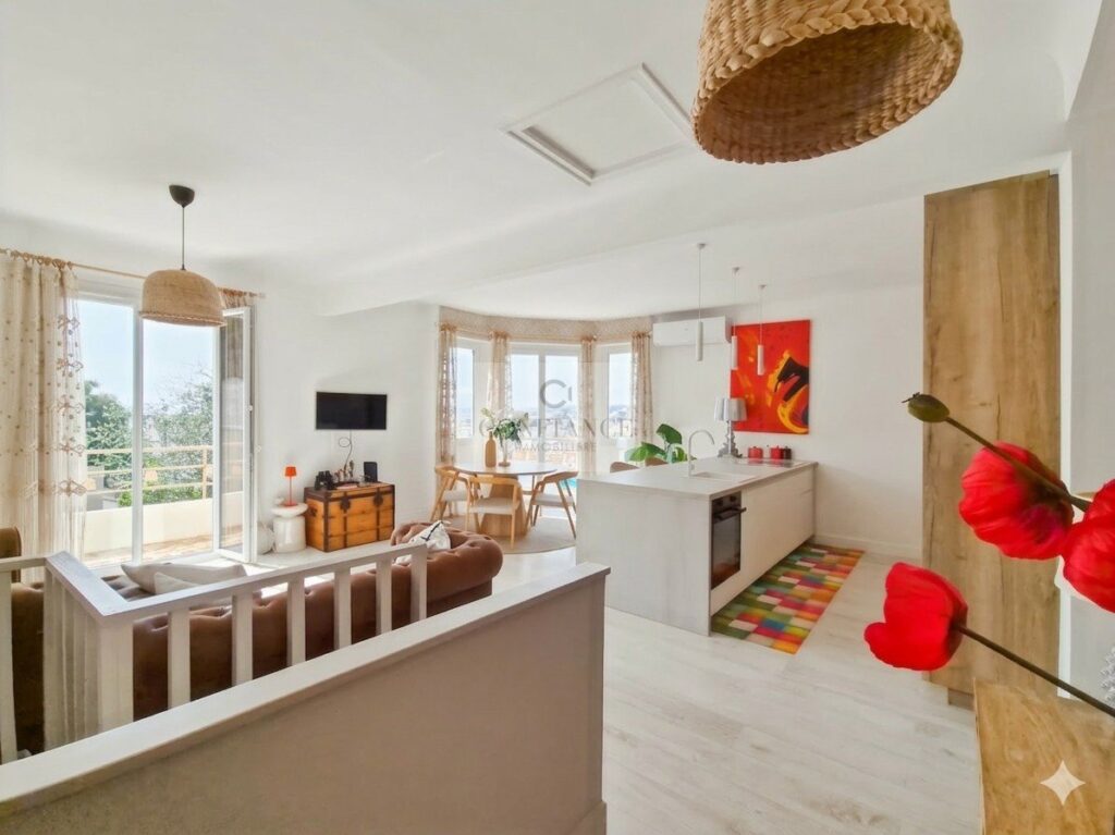 Maison – 4 pièces – 2 chambres – 115 m²