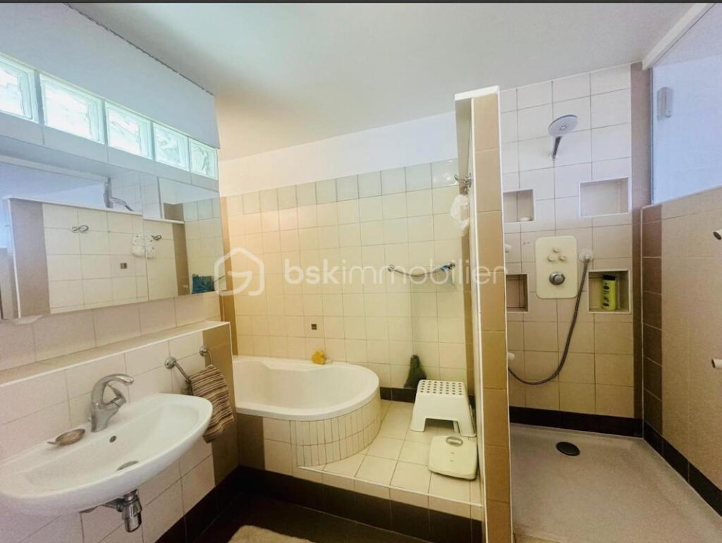 Appartement lumineux de 92 m² avec vue Tour Eiffel – 13ᵉ arrondissement – 4 pièces – 1 chambre – 92 m²