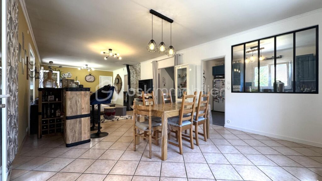 Maison familiale de charme au calme avec vue … Gretz-Armainvilliers 77220 – 8 pièces – 4 chambres – 223 m²