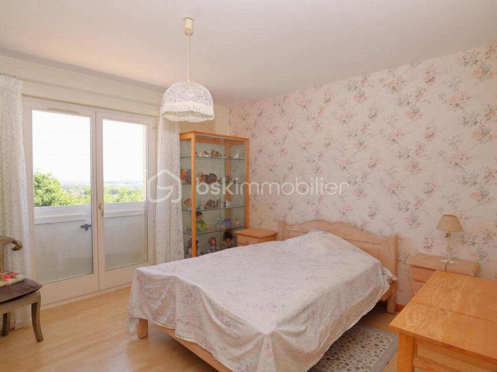 ‘Avez vous déja écouté le silence?’ – 5 pièces – 3 chambres – 163 m²