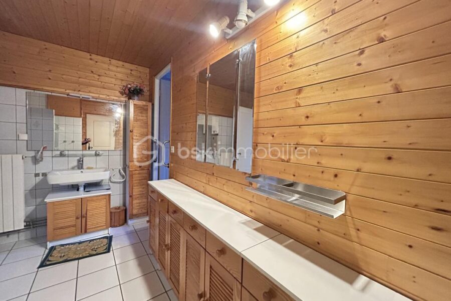Maison à vendre à Usson