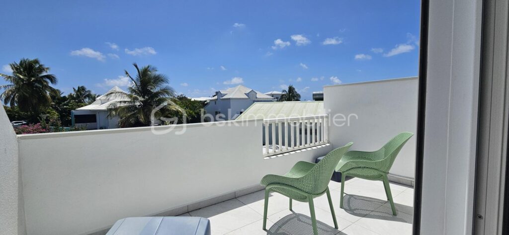 Villa 3 chambres piscine , plage à pied – 4 pièces – 3 chambres – 73 m²