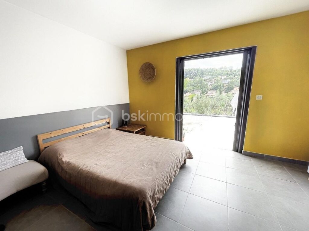 VILLA TYPE LOFT – 4 pièces – 3 chambres – 133 m²