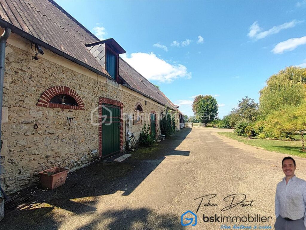 Belle propriété de 190m² en pleine campagne de Courcival – 8 pièces – 5 chambres – 190 m²