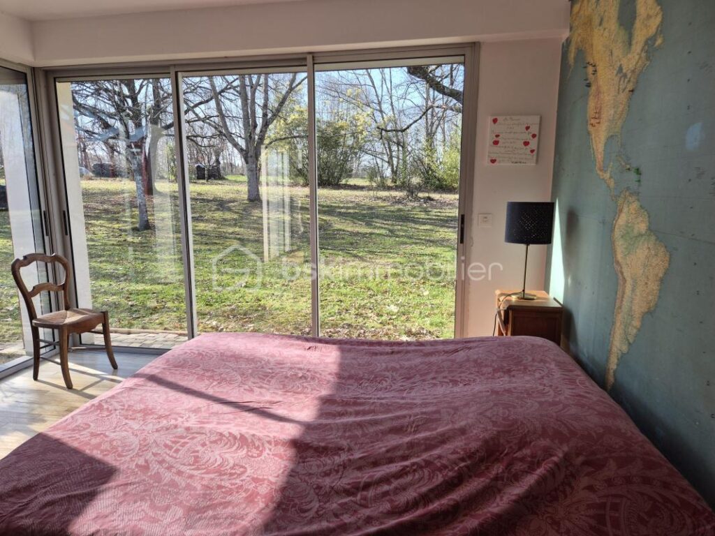 Demeure Contemporaine en campagne 195m² 6.5ha – 8 pièces – 5 chambres – 195 m²