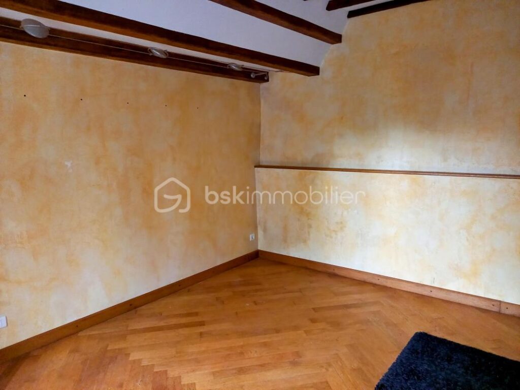 un potentiel exceptionnel !!! – 8 pièces – 5 chambres – 274 m²