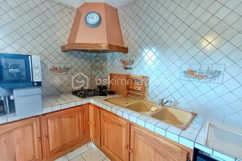 Maison familiale idéal famille, personnes âgées ou locatif – 5 pièces – 3 chambres – 170 m²