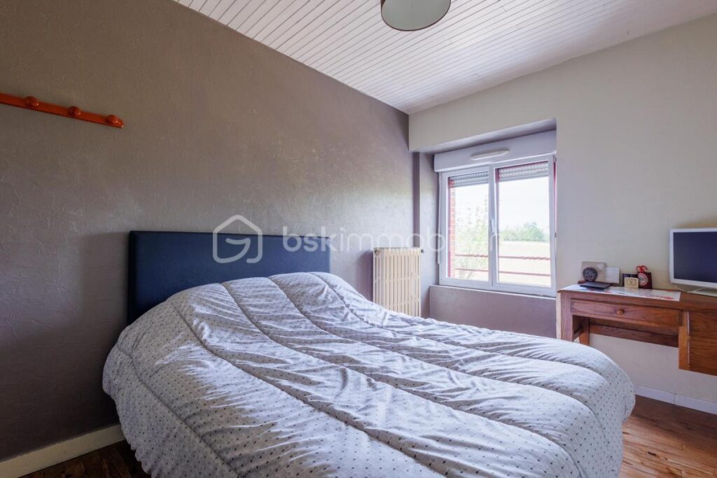 Maison ancienne 4 chambres – Moulins centre – 105 m² – Terrain 290 m² – 5 pièces – 4 chambres – 105 m²