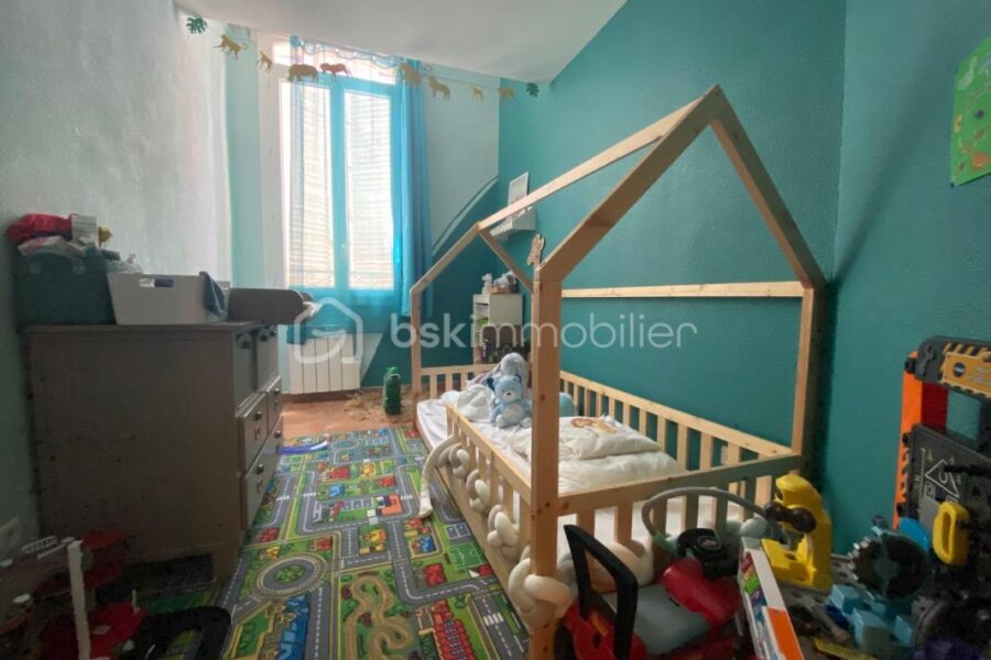 Appartement à vendre à Signes