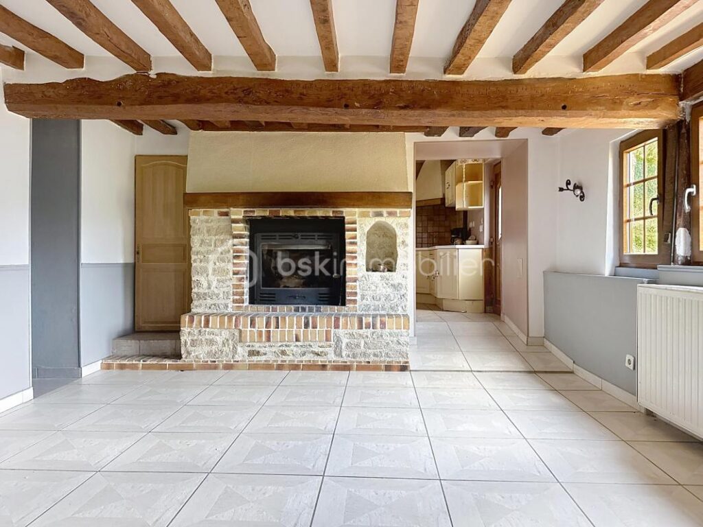 Maison de plain pied – 6 pièces – 4 chambres – 107 m²