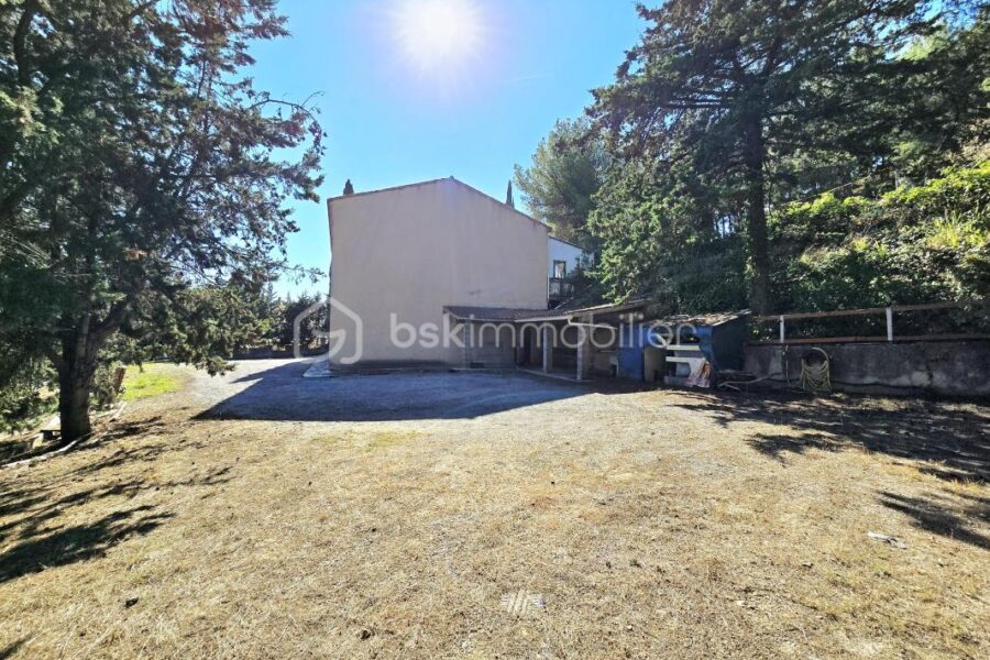 Maison à vendre à Poussan