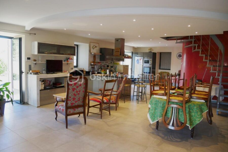 Maison à vendre à La douze