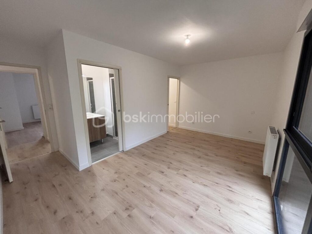 Maison Duplex T5 Neuve avec Jardin et Garage – Le Taillan-Médoc – 5 pièces – 4 chambres – 113 m²