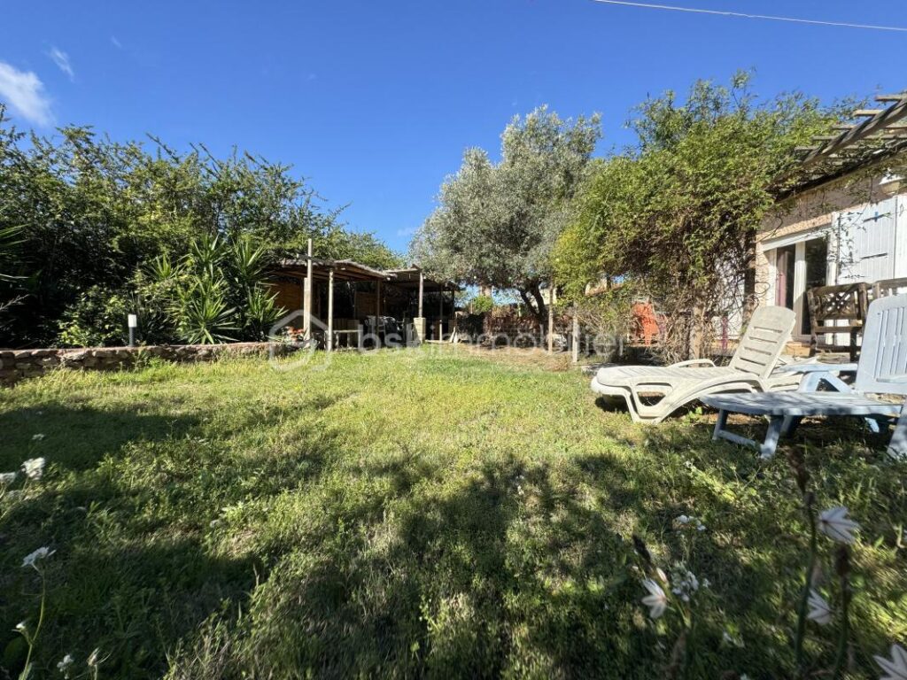 VILLA 4 FACES DE 170M2 – 8 pièces – 5 chambres – 170 m²