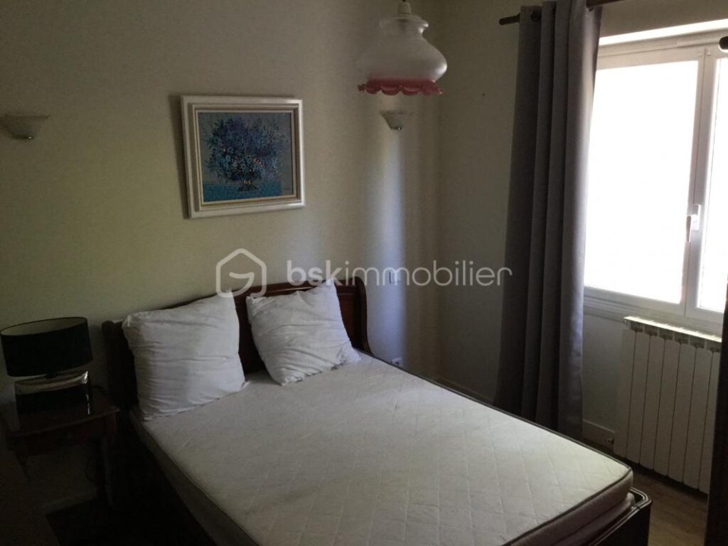 Une perle en centre village Saint Antonin Noble Val – 4 pièces – 3 chambres – 147 m²