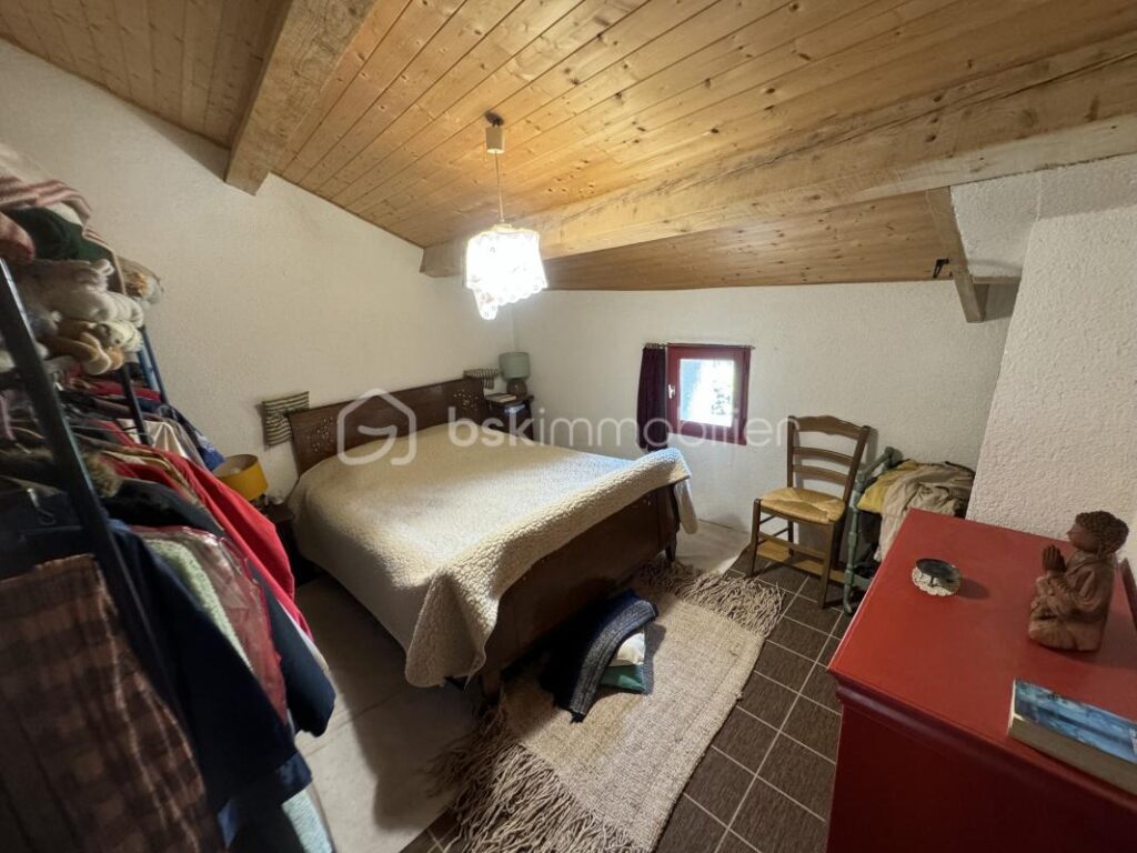 Maison de village avec petit jardin – 3 pièces – 2 chambres – 61 m²