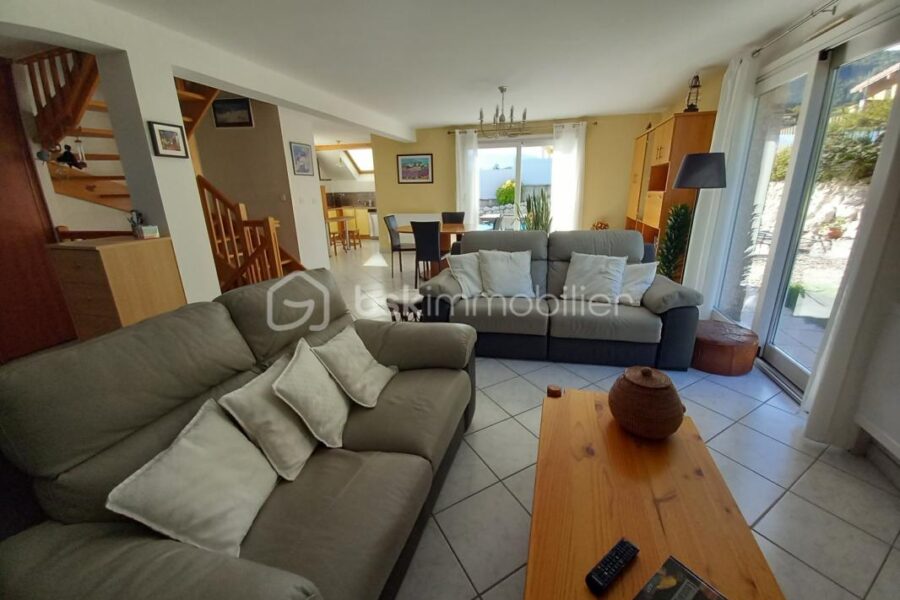 Maison à vendre à Beaucroissant — Vue montagne — photo 9